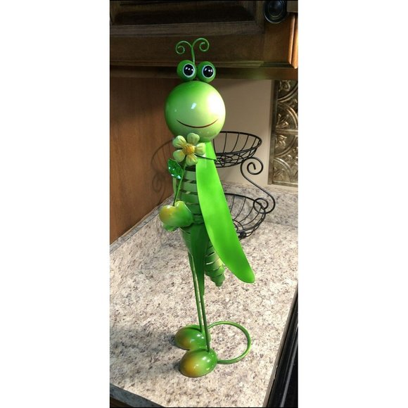 Yard Metal Sculpture Tall Green Grasshopper WHIMSICAL Garden Statue Outdoor - Picture 4 of 8